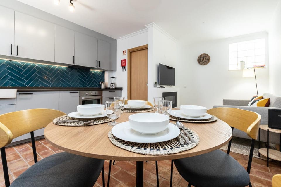 NEW!! Cherry House - Traditional Townhouse in the heart of Tavira House in Tavira