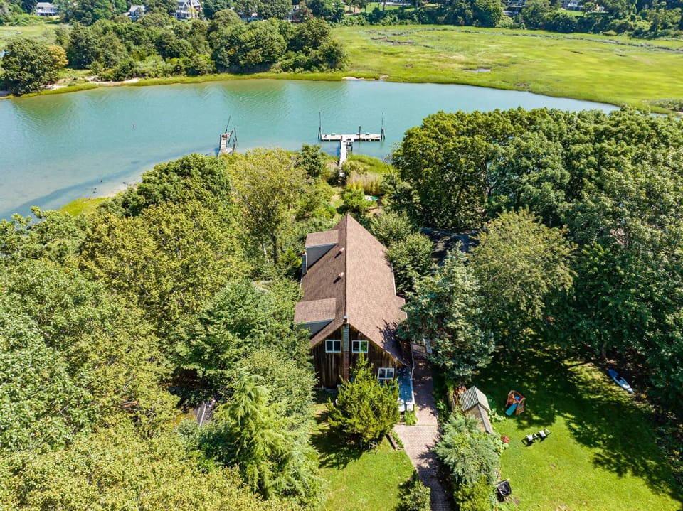 Nature's Paradise: Private Dock & Water Views House in Mattituck