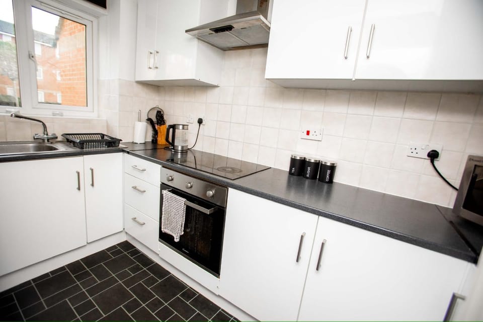 Modern 1-Bed - Free Parking - WiFi - Near Station Apartment in London Borough of Hackney