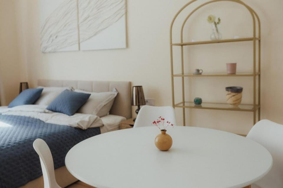 7th Heaven Apartment close to metro and center Apartment in Prague