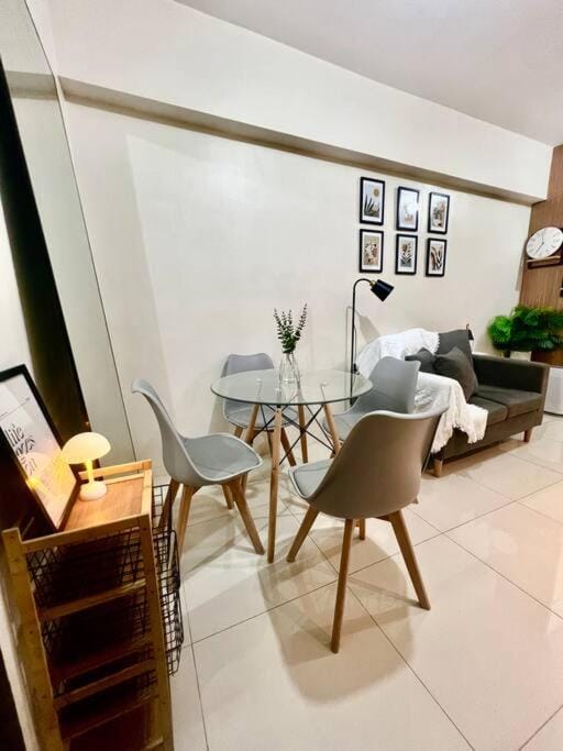PSV NAIA T3 - SUMMER 2026 PROMO Php 1,999 - 1 BR Interior Designed Unit Apartment in Pasay