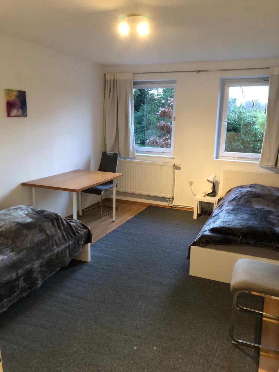 Bed, Photo of the whole room, Seating area