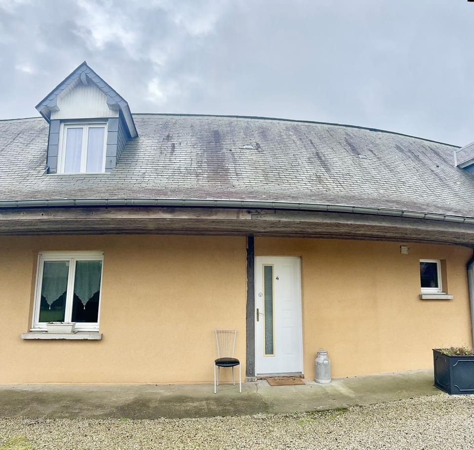 Le Clos De La Vallée House in Normandy