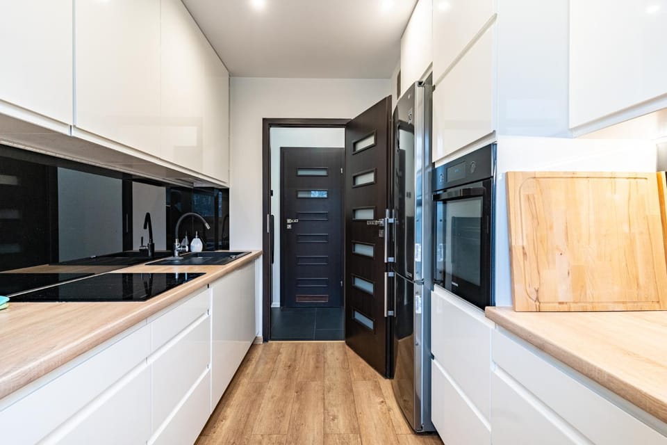 Kitchen or kitchenette, pet friendly, stove