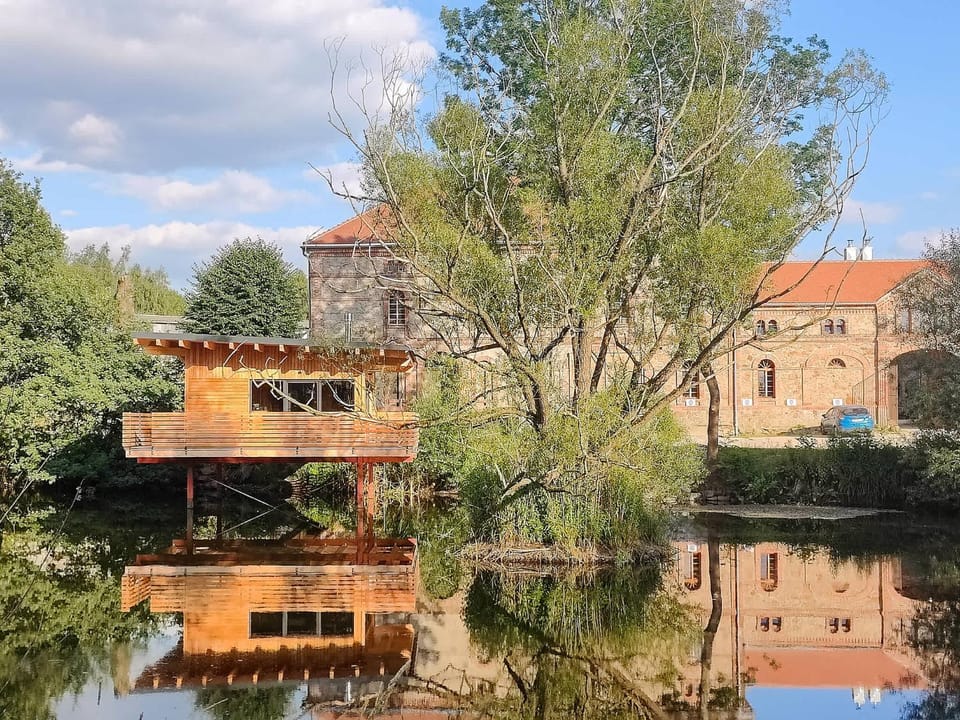 Property building, Spring, Day, Natural landscape, Lake view