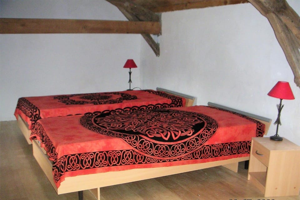 Living room, Bedroom