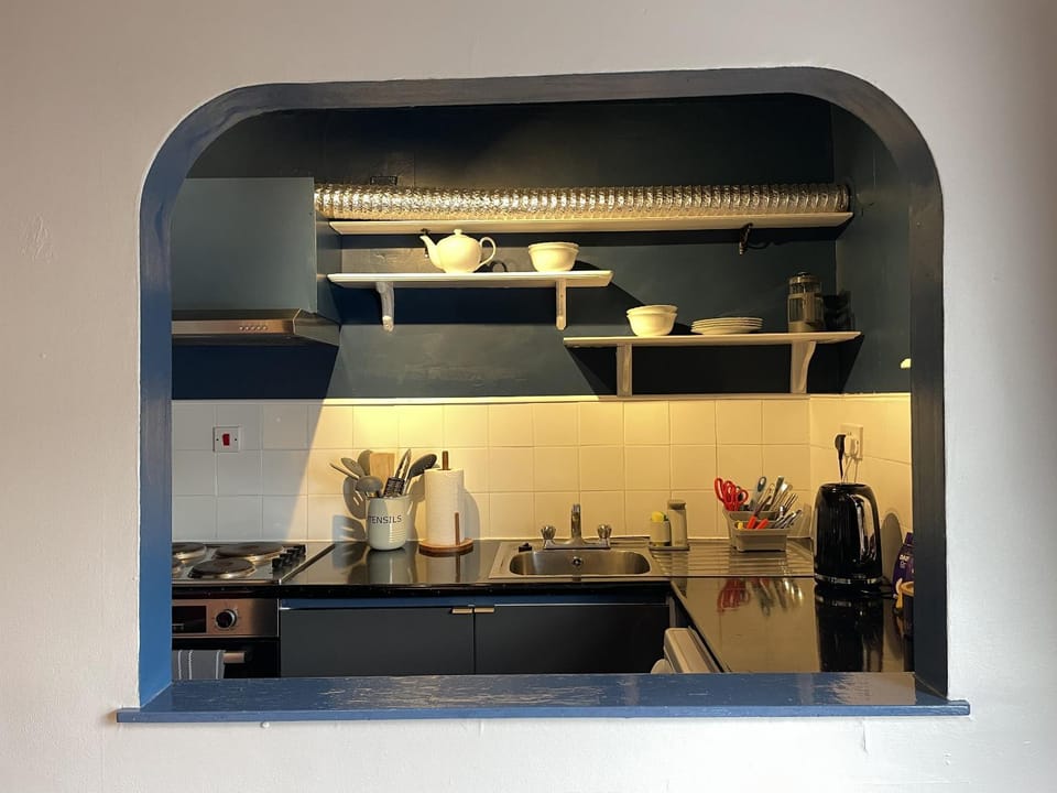 Kitchen or kitchenette