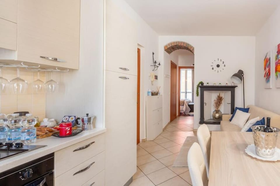 Modern apartment in Milano Centrale next to Metro M5 - Sarca 73 Apartment in Milan