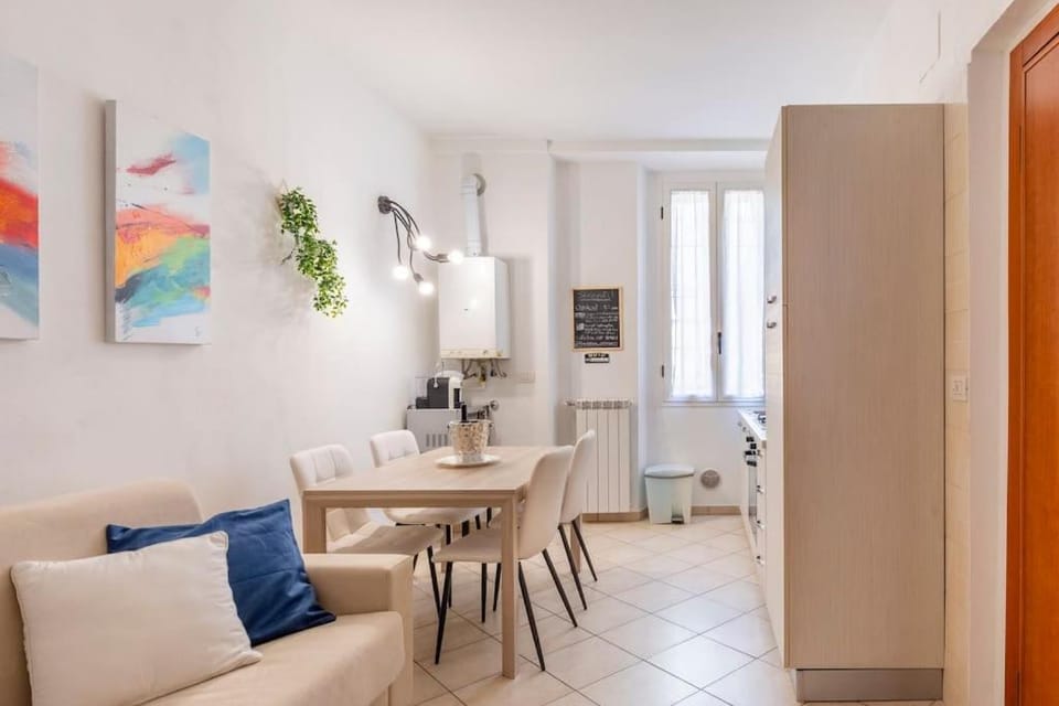 Modern apartment in Milano Centrale next to Metro M5 - Sarca 73 Apartment in Milan