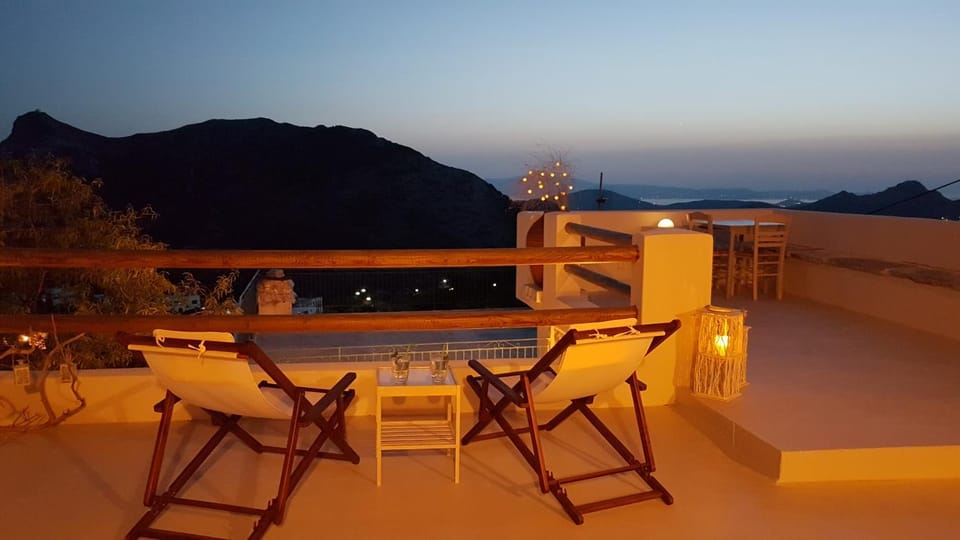 View (from property/room), Balcony/Terrace, Mountain view, Sea view, sunbed
