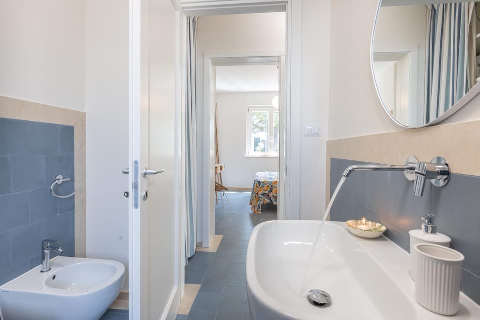 Bathroom, bidet