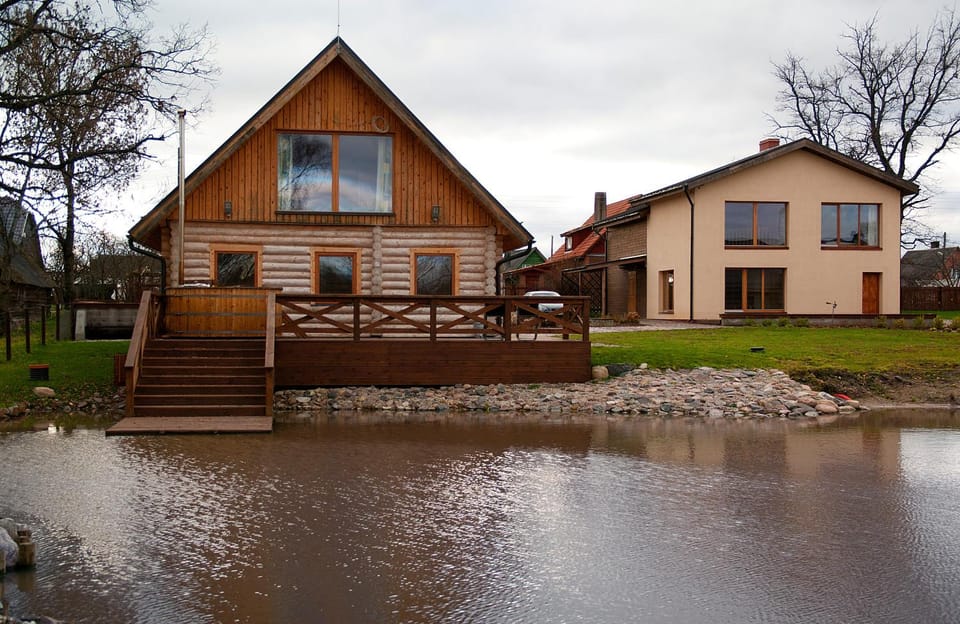 Property building, Fishing, Balcony/Terrace, Lake view