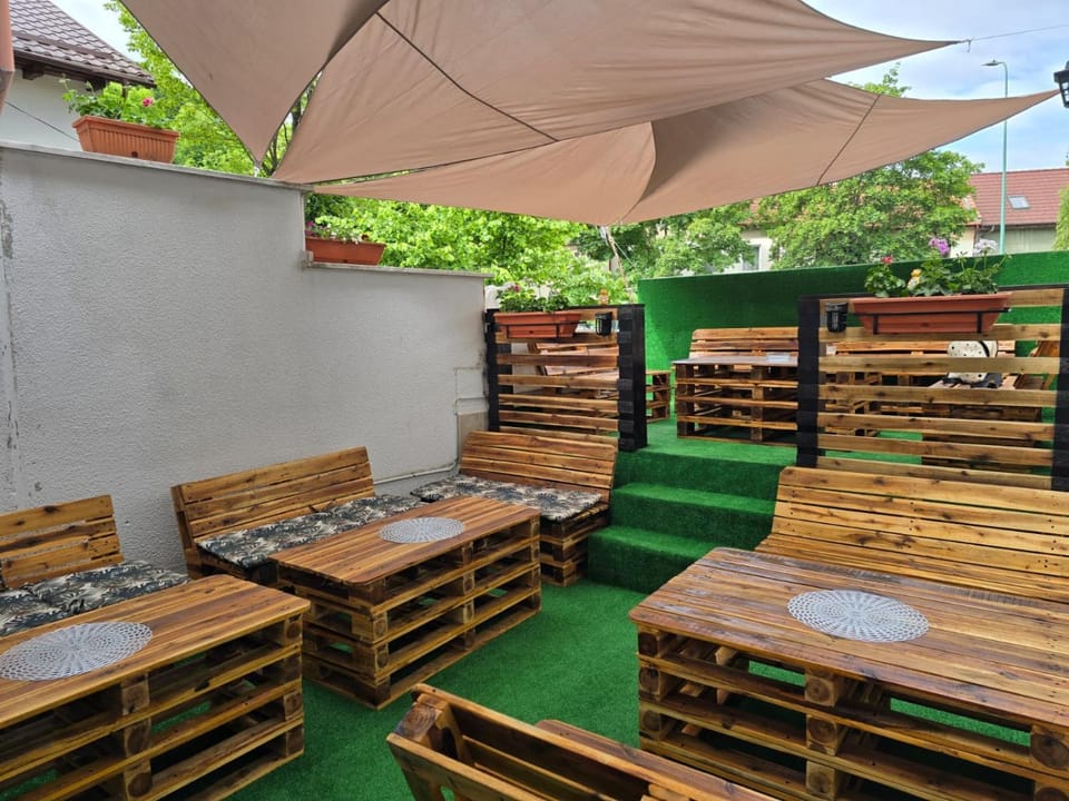 Property building, Seating area