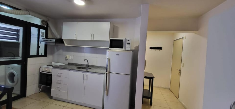 Kitchen or kitchenette, minibar, oven, pet friendly, stove