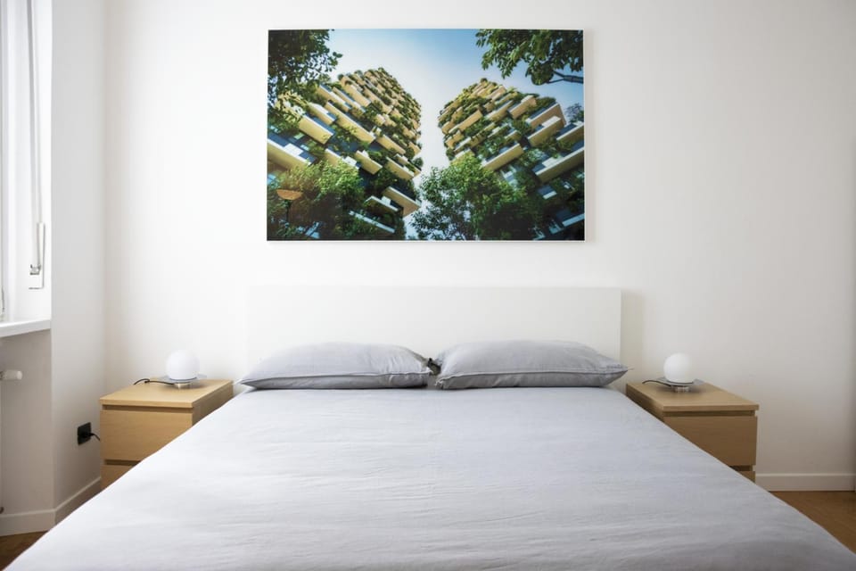 Bed, Decorative detail, Bedroom