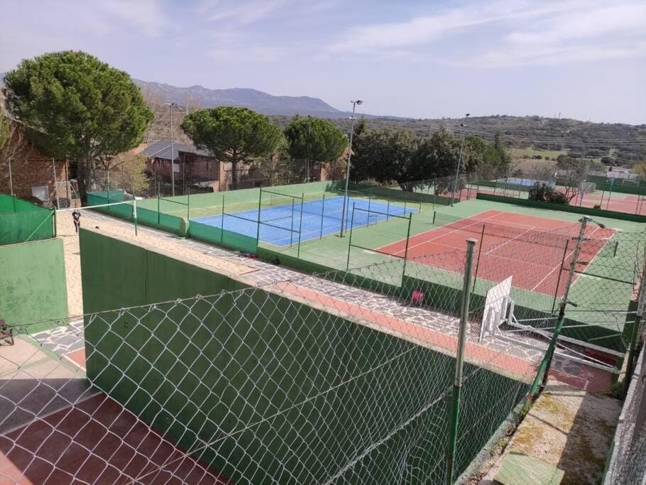Tennis court