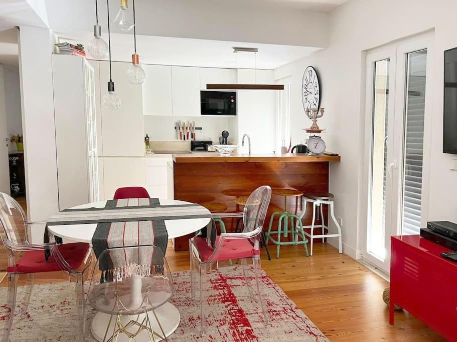 Living room, Seating area, minibar, pet friendly, stove