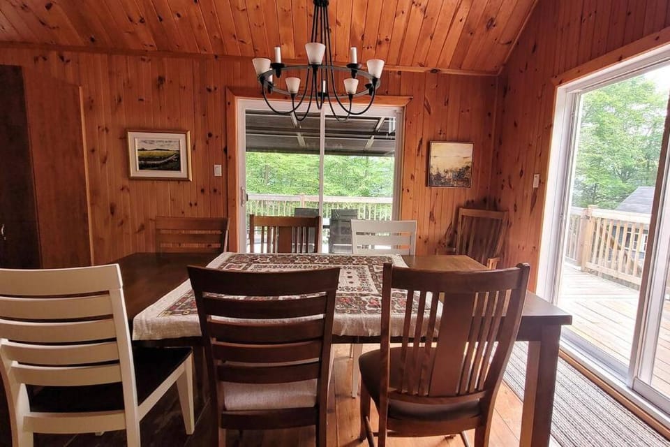 Chalet nature et tranquillité Chalet in Ontario
