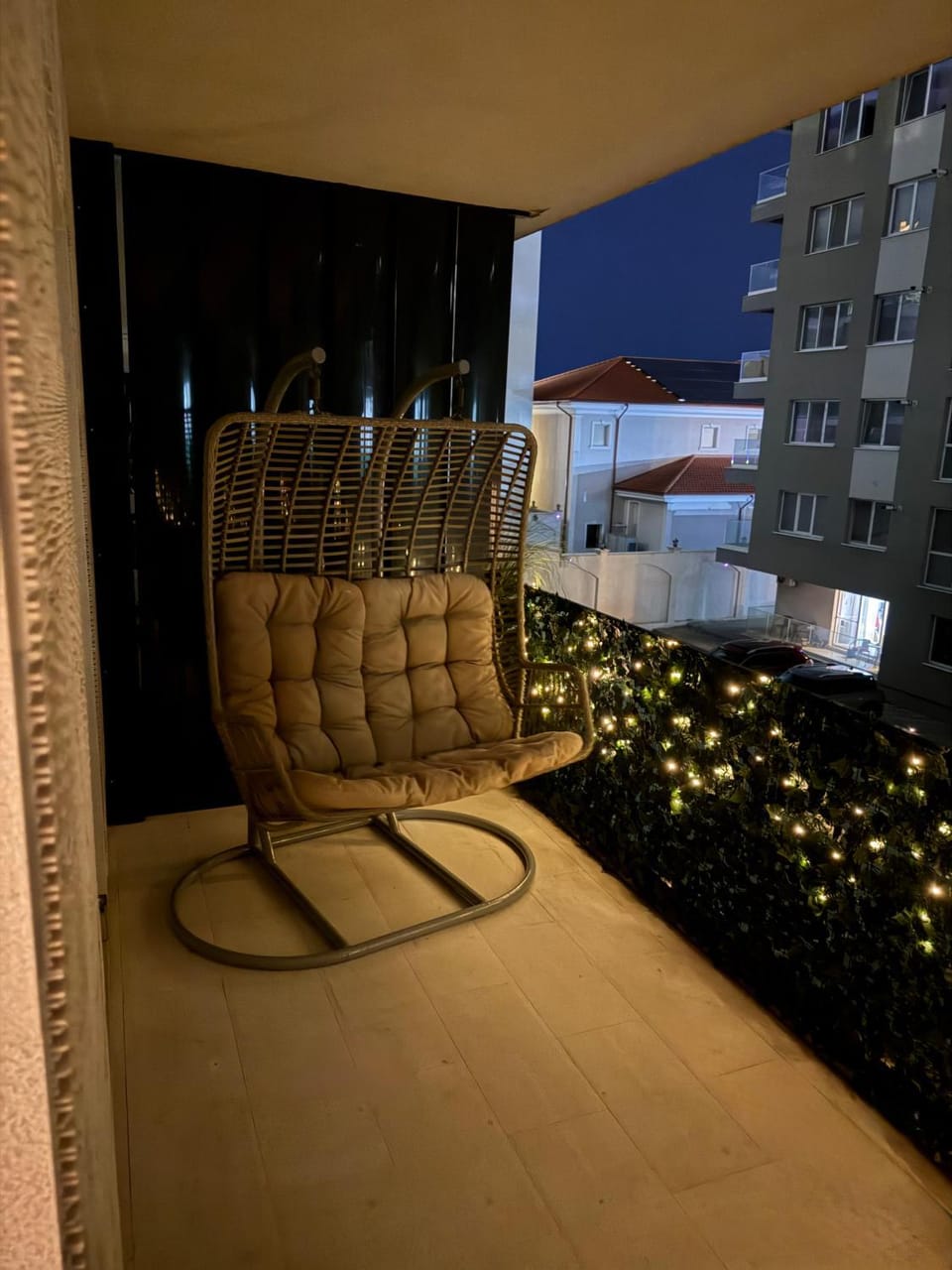 Night, View (from property/room), Balcony/Terrace