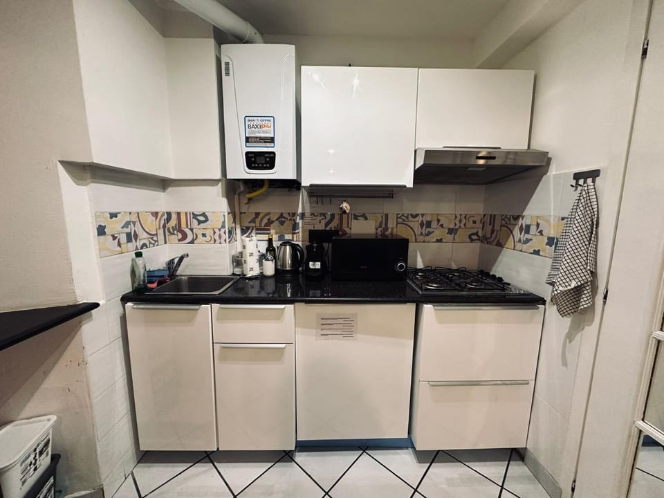 Kitchen or kitchenette, kitchen