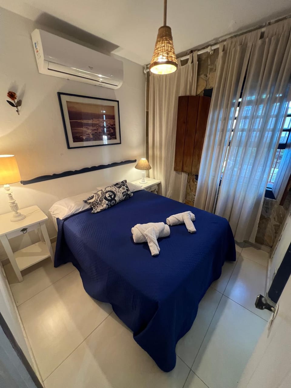 Bed, Photo of the whole room, Bedroom, towels, air conditioner