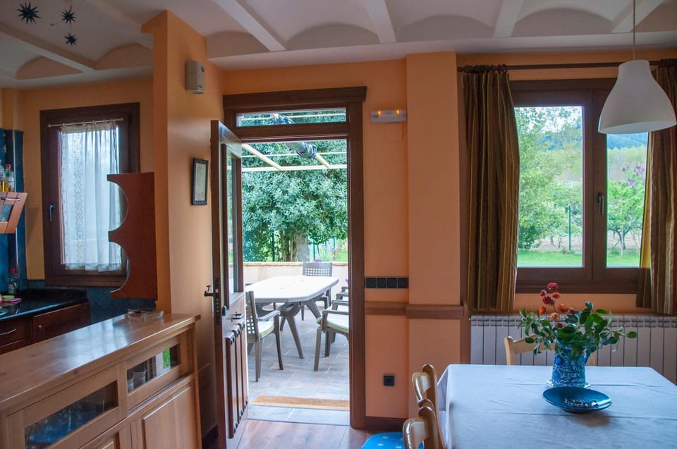 Garden view, Garden view