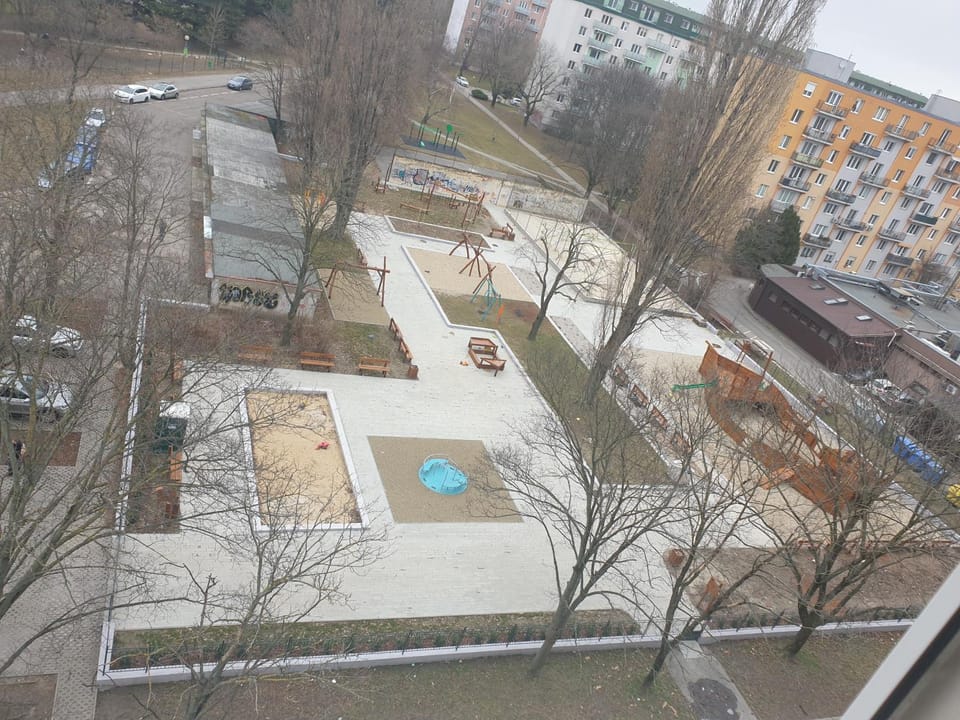 Restaurant/places to eat, Neighbourhood, View (from property/room), Street view