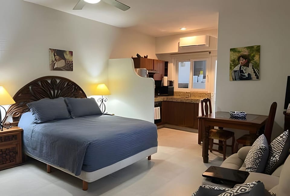 Bed, Photo of the whole room