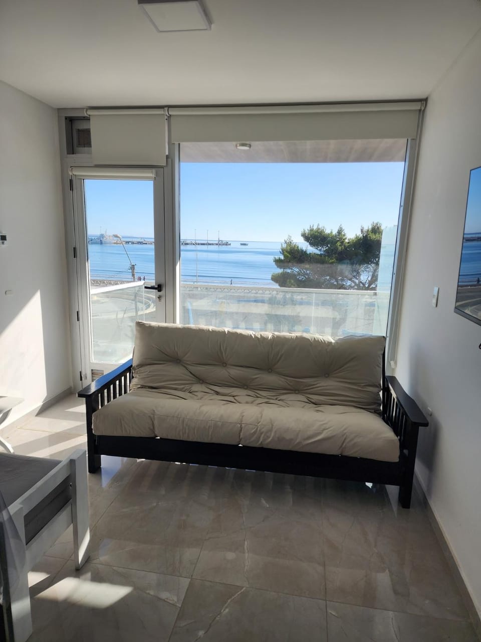 Natural landscape, View (from property/room), Balcony/Terrace, Living room, Sea view