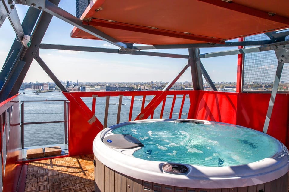 Hot Tub, Spa and wellness centre/facilities