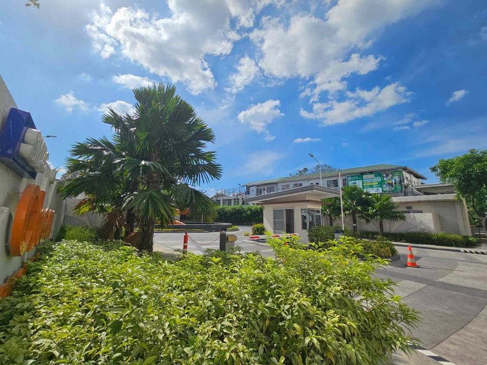 Property building, Garden