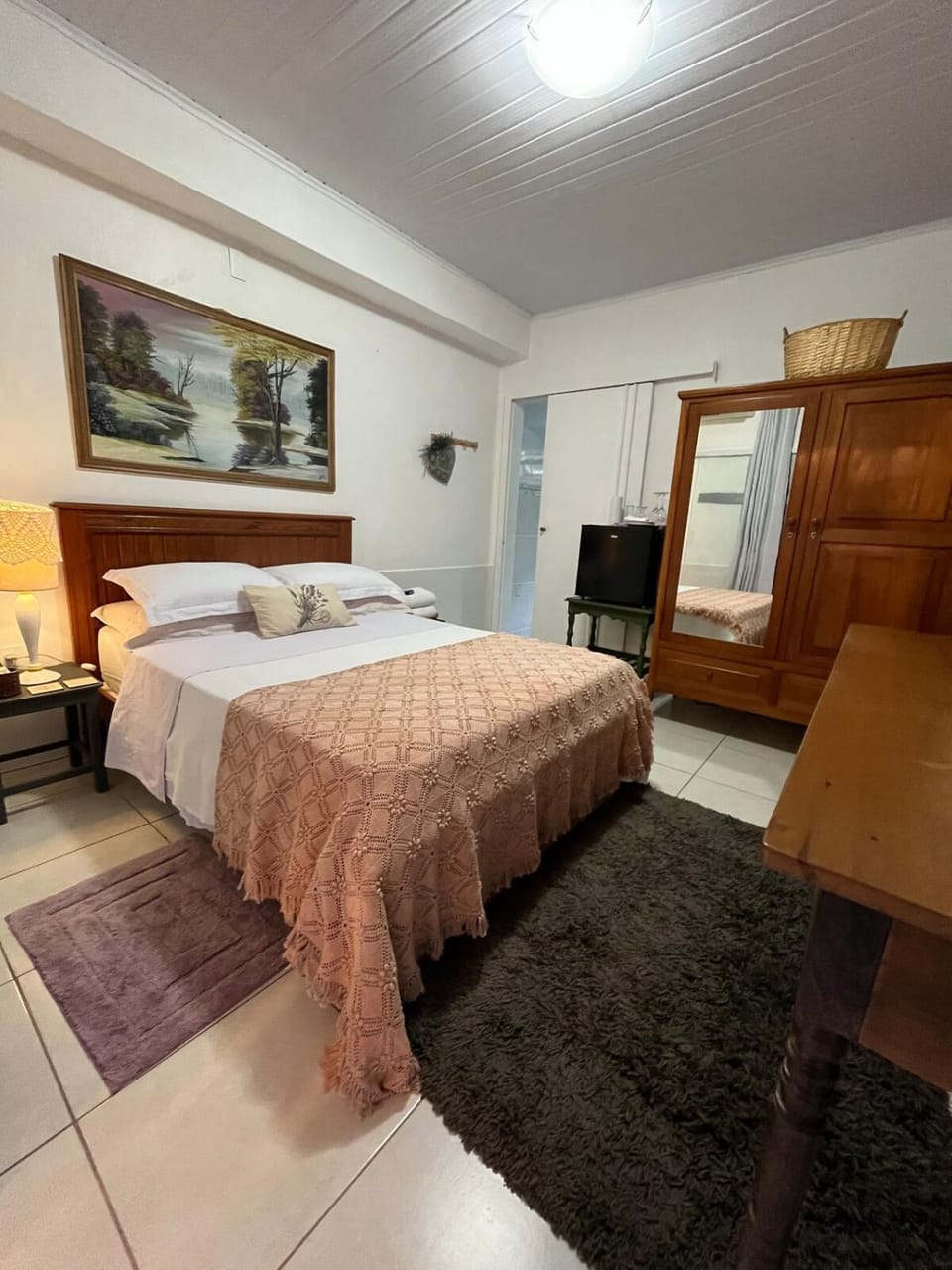 Bed, Photo of the whole room, Bedroom, pet friendly, pet friendly, wardrobe