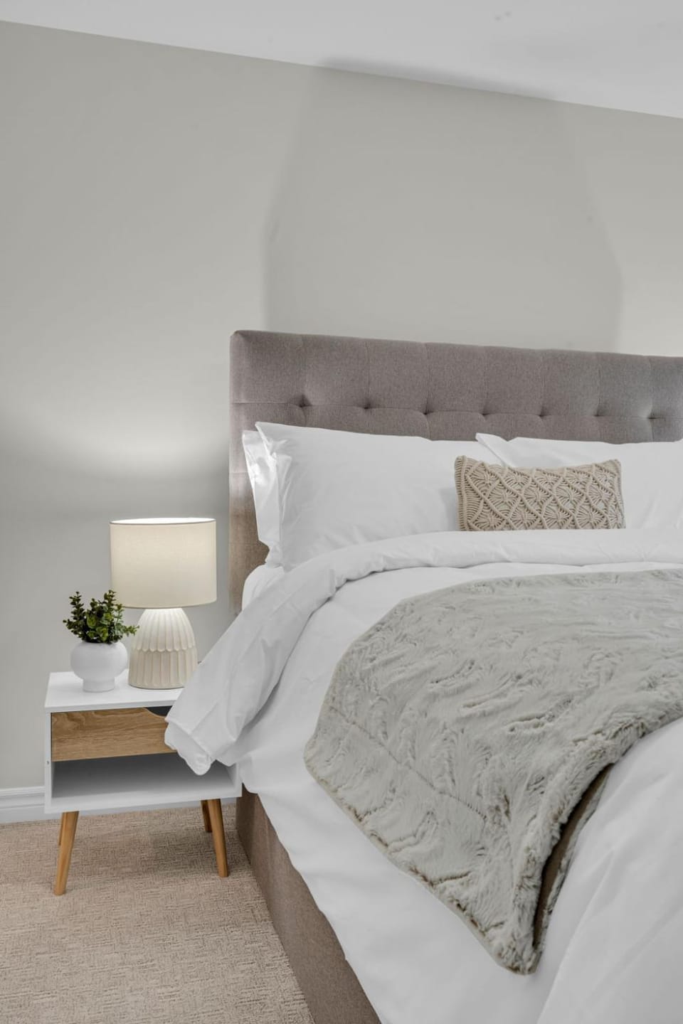 Bed, Bedroom