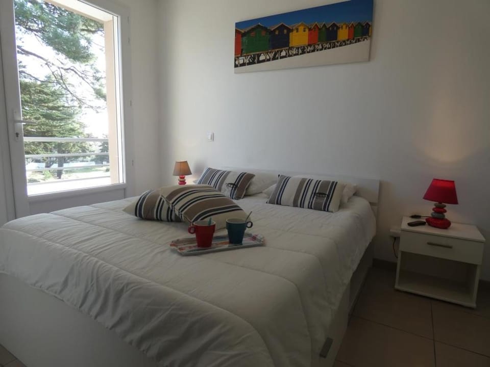 Appartement moderne 6 pers, terrasse et parking à Notre-Dame-de-Monts - FR-1-540-277 Apartment in Notre-Dame-de-Monts