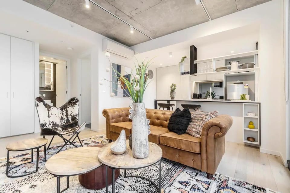 Bohemian Oasis Heart Of Prahran Near Greville St Apartment in Melbourne