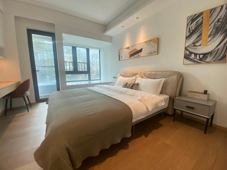 Rho Hotel柔居Shenzhen World Exhibition and Convention Center Qianhai Snow World Apartment hotel in Shenzhen