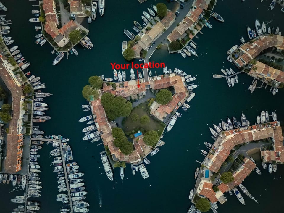 Off site, Bird's eye view