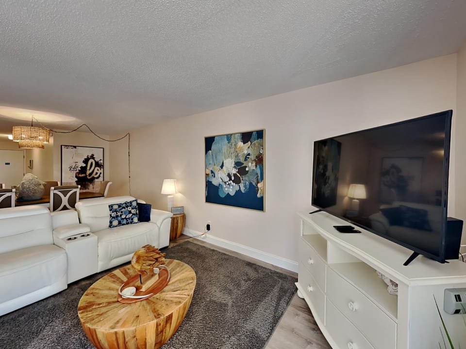 TV and multimedia, Living room, Seating area, furniture