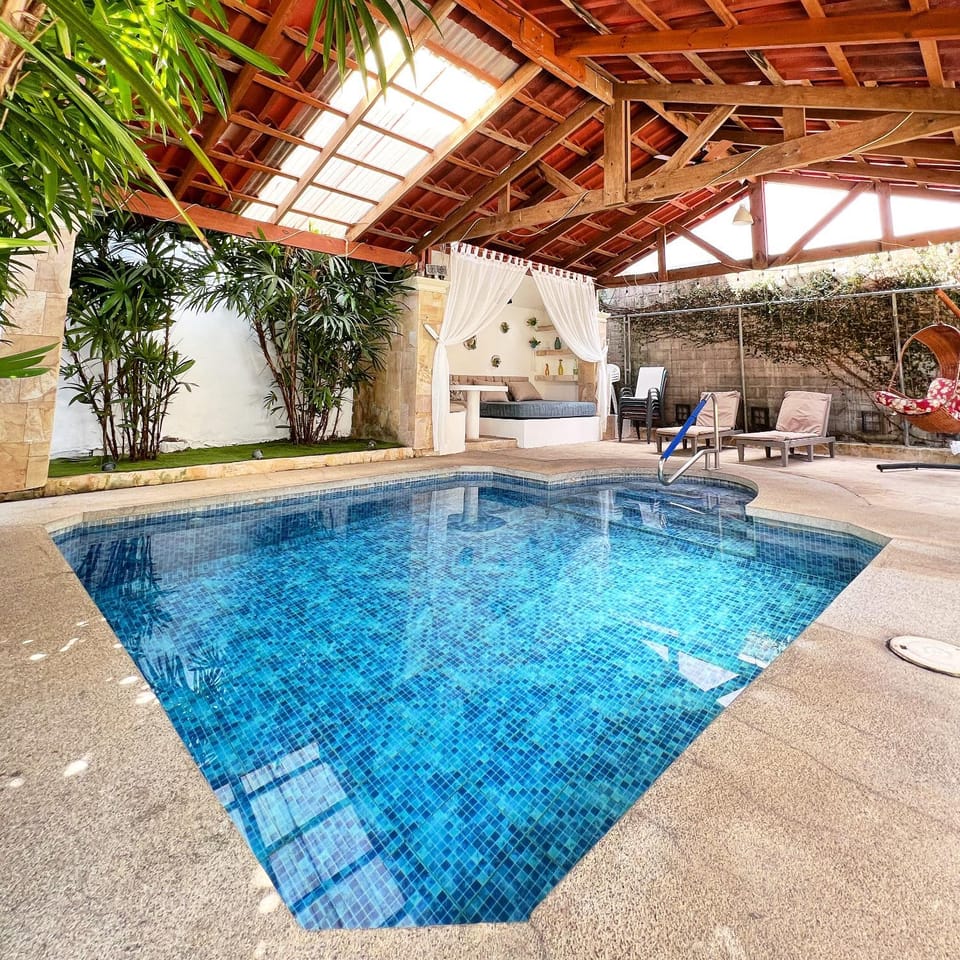 Pool view, Swimming pool
