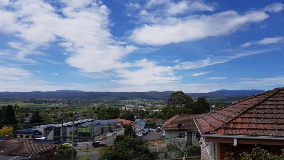 Perfect for Families & Groups: Views =& Wi-Fi House in Tasmania