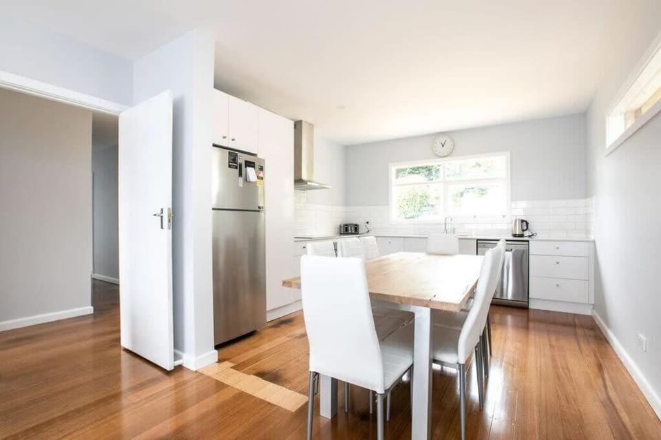 Perfect for Families & Groups: Views =& Wi-Fi House in Tasmania