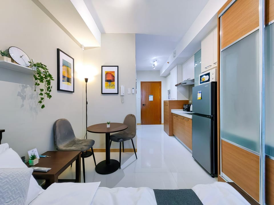 Citispace 1BR Condotel Suite at Sunshine100 City Plaza #SS01A Bed and Breakfast in Mandaluyong