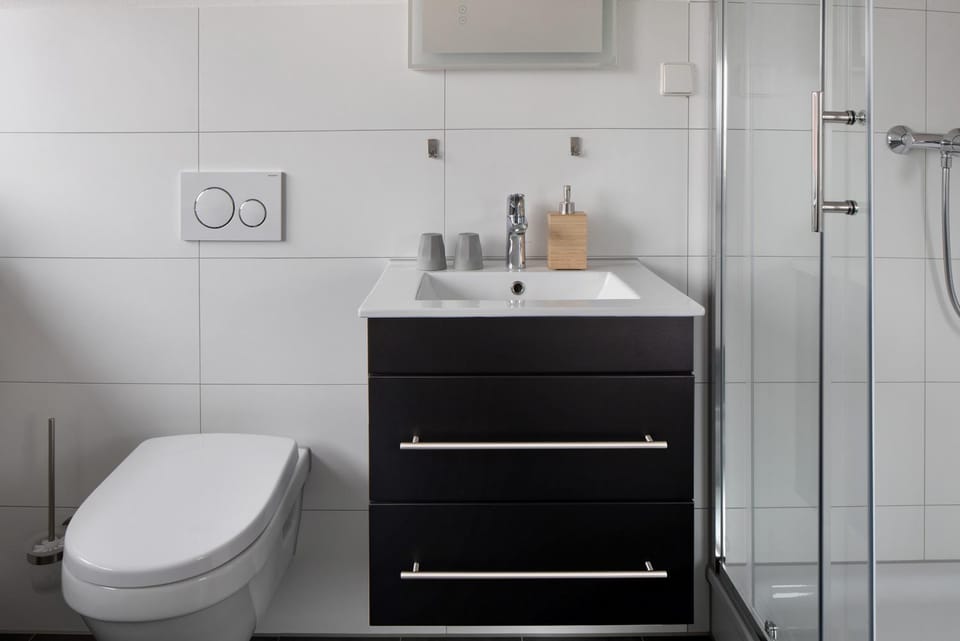 Bathroom, Living room