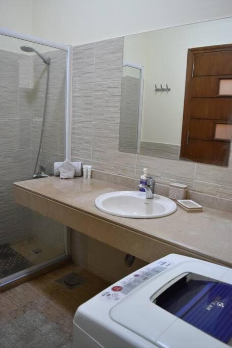 Bathroom, towels