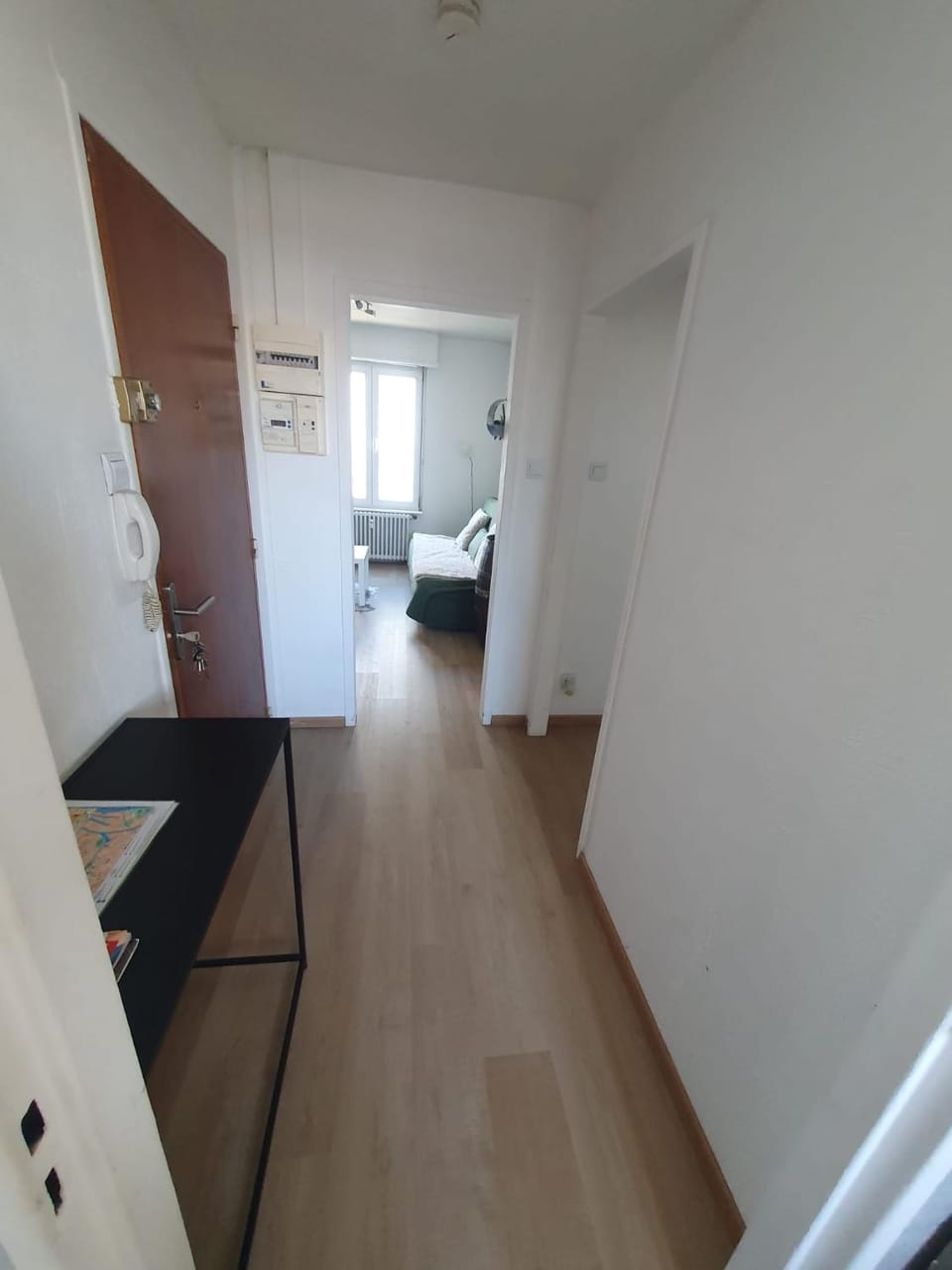 6 LOCATION MOBILITÉ Contrat 1 MOIS MINIMUM lumineux Appart 2pièces dernier étage très calme Apartment in Strasbourg