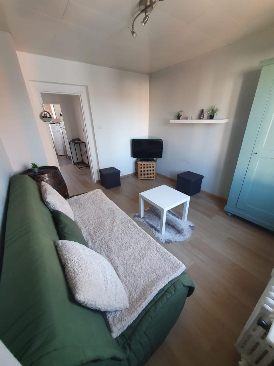 6 LOCATION MOBILITÉ Contrat 1 MOIS MINIMUM lumineux Appart 2pièces dernier étage très calme Apartment in Strasbourg
