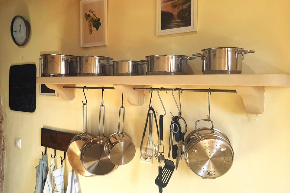 Kitchen or kitchenette, kitchen