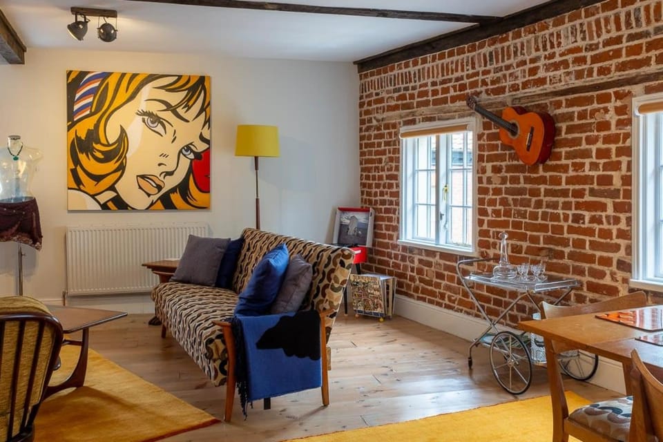 1960s Inspired City Centre Apartment for 4 with Parking Apartment in Norwich