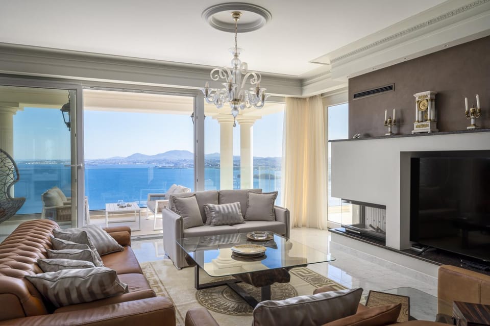 TV and multimedia, Living room, Seating area, Sea view