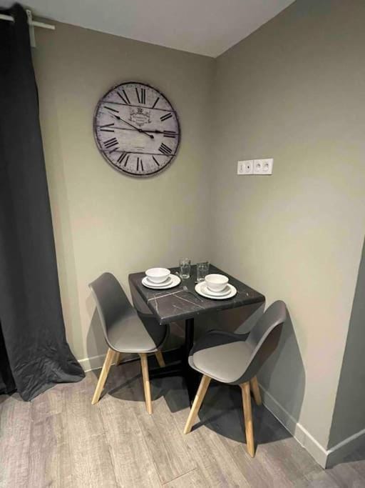 La Suite de l’Empereur/ Logement neuf janvier 2024 Apartment in Orléans